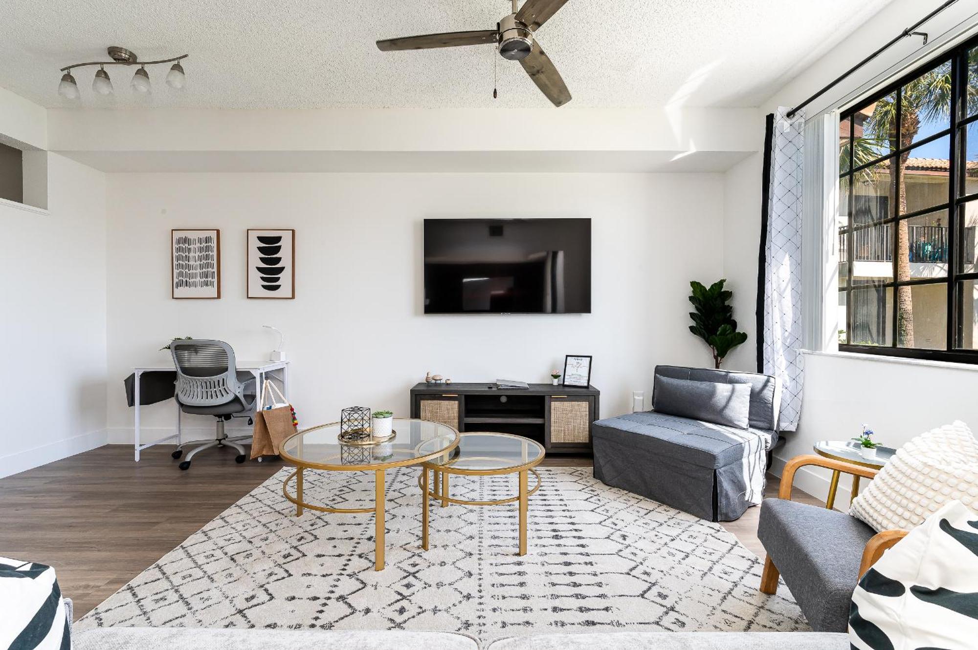 Newly Renovated Townhome With King Bed เดลเรย์บีช ภายนอก รูปภาพ